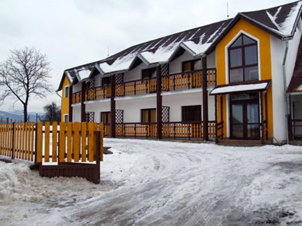 Motel Pod Stromisom Vlachovo Екстериор снимка